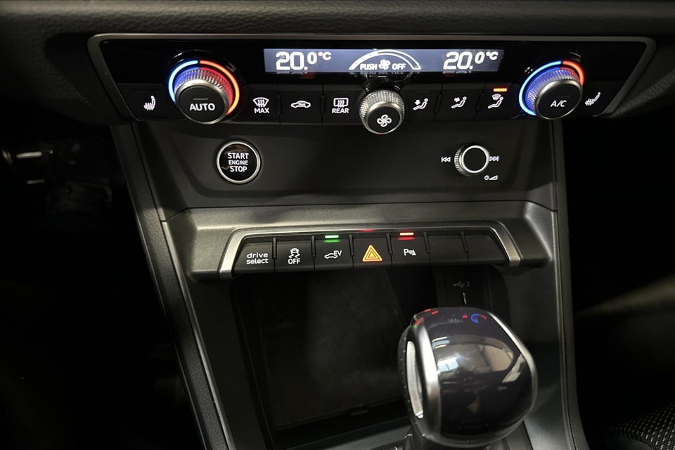 Audi Q3 45 TFSi e S-line plus S-tr. 5d