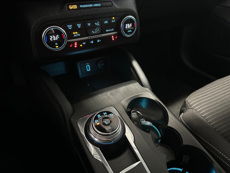 Ford Focus 1,5 EcoBlue Titanium stc. aut. Van 5d