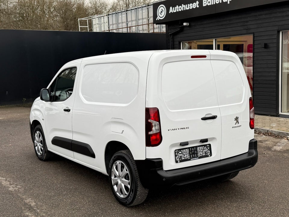 Peugeot Partner 1,5 BlueHDi 130 L1V1 Plus EAT8 Van