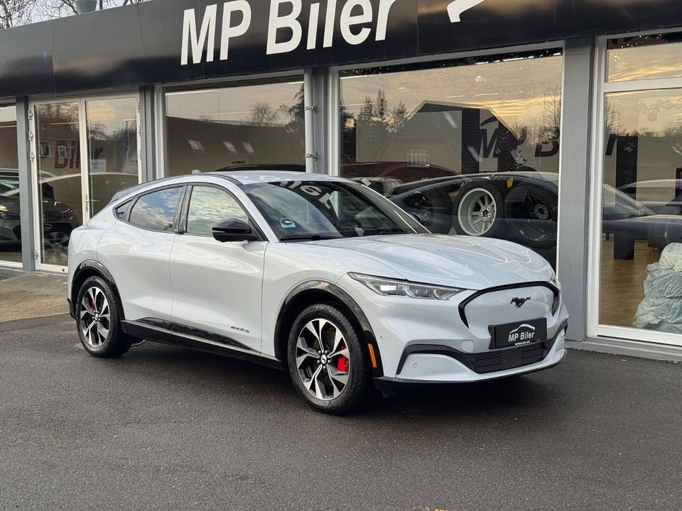 Ford Mustang Mach-E 75 Premium Standard Range AWD 5d