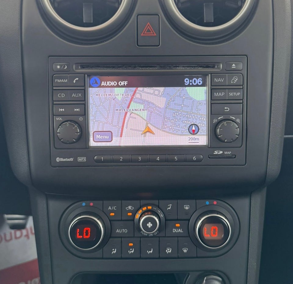 Nissan Qashqai 1,6 Tekna 5d