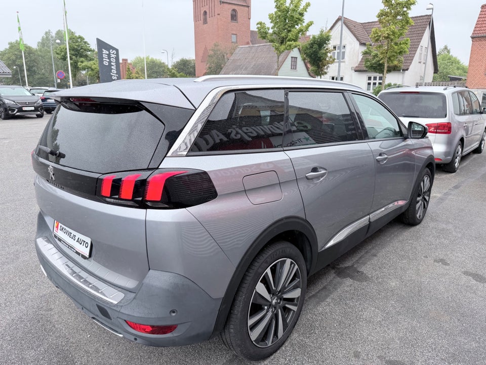 Peugeot 5008 1,5 BlueHDi 130 Allure 7prs 5d
