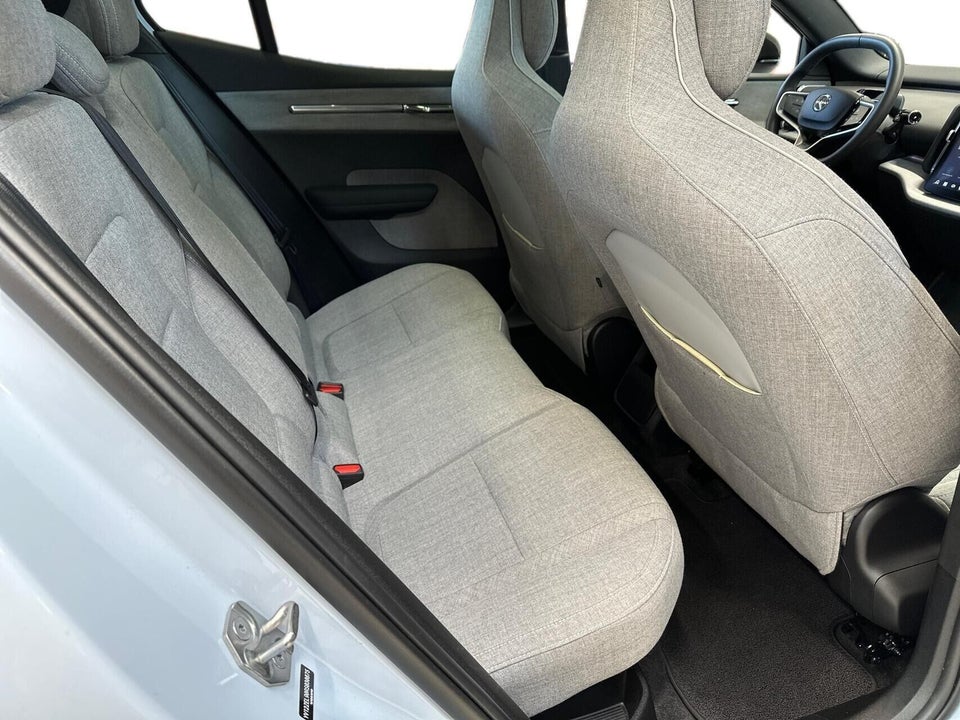 Volvo EX30 Extended Range Ultra 5d