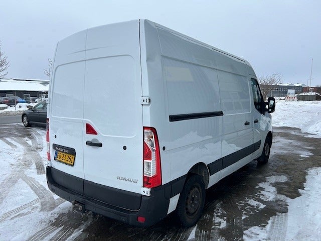Renault Master IV T33 2,3 dCi 135 L2H2 Kassevogn