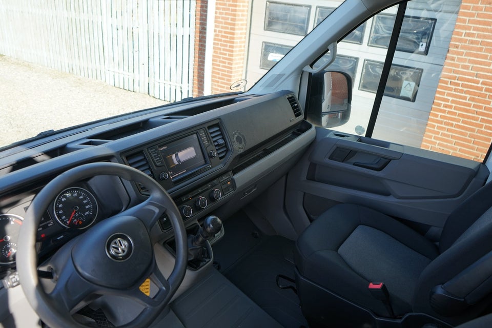 VW Crafter 35 2,0 TDi 140 Kassevogn L3H2