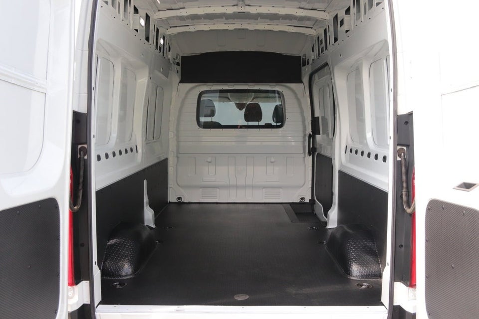 Maxus e-Deliver 9 88 L3H3 Kassevogn