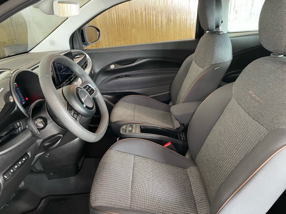 Fiat 500e 42 Icon 3d