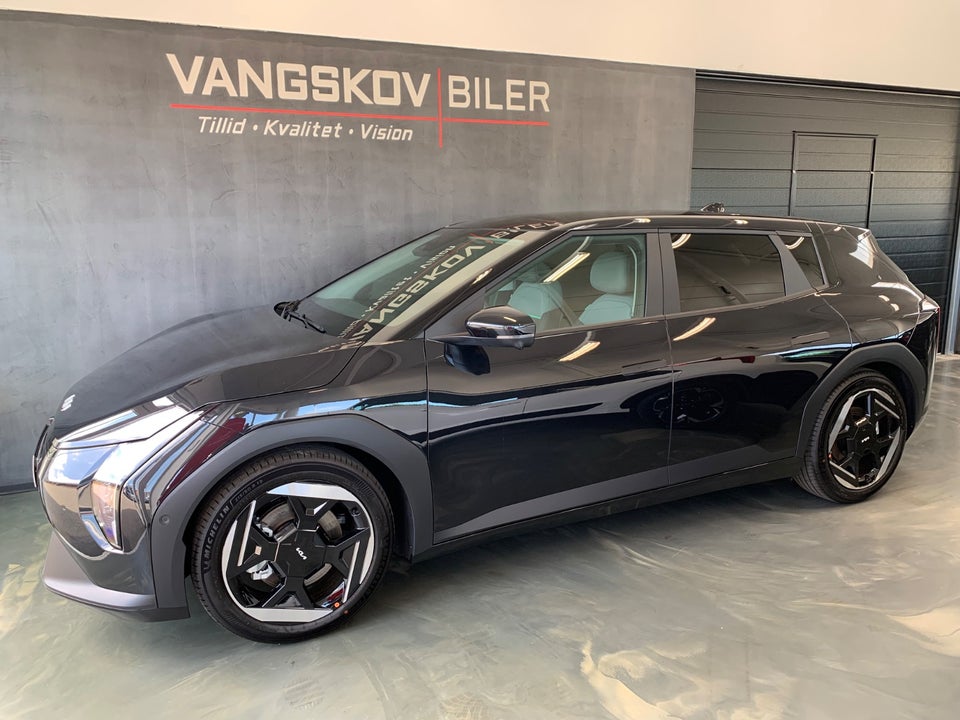 Kia EV4 81 Long Range Earth 5d