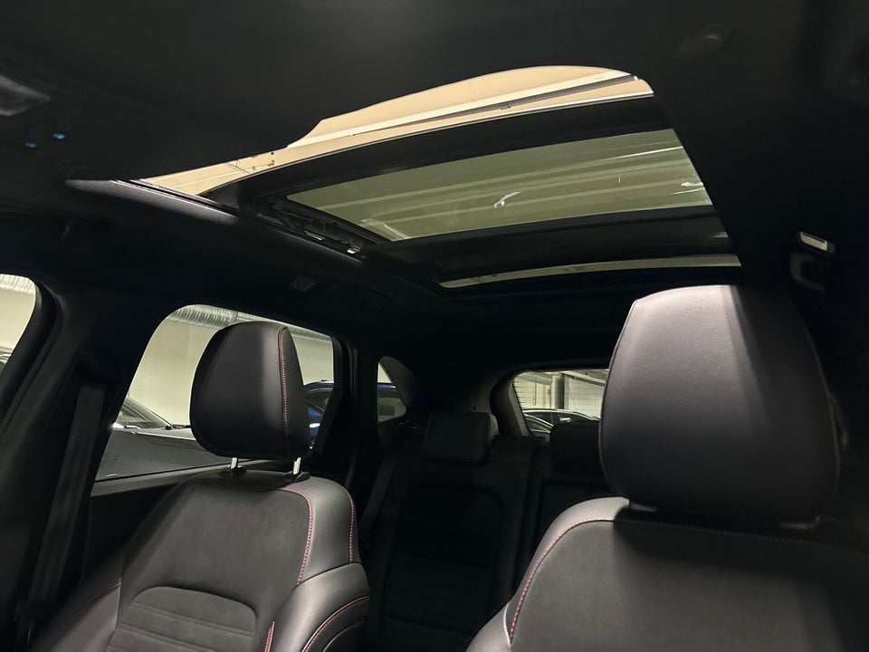 Ford Kuga 2,5 PHEV ST-Line X CVT 5d