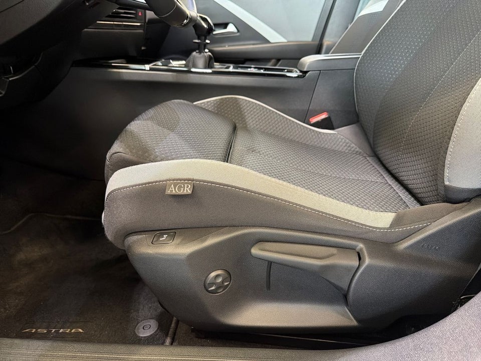 Opel Astra 1,2 T 110 Edition 5d