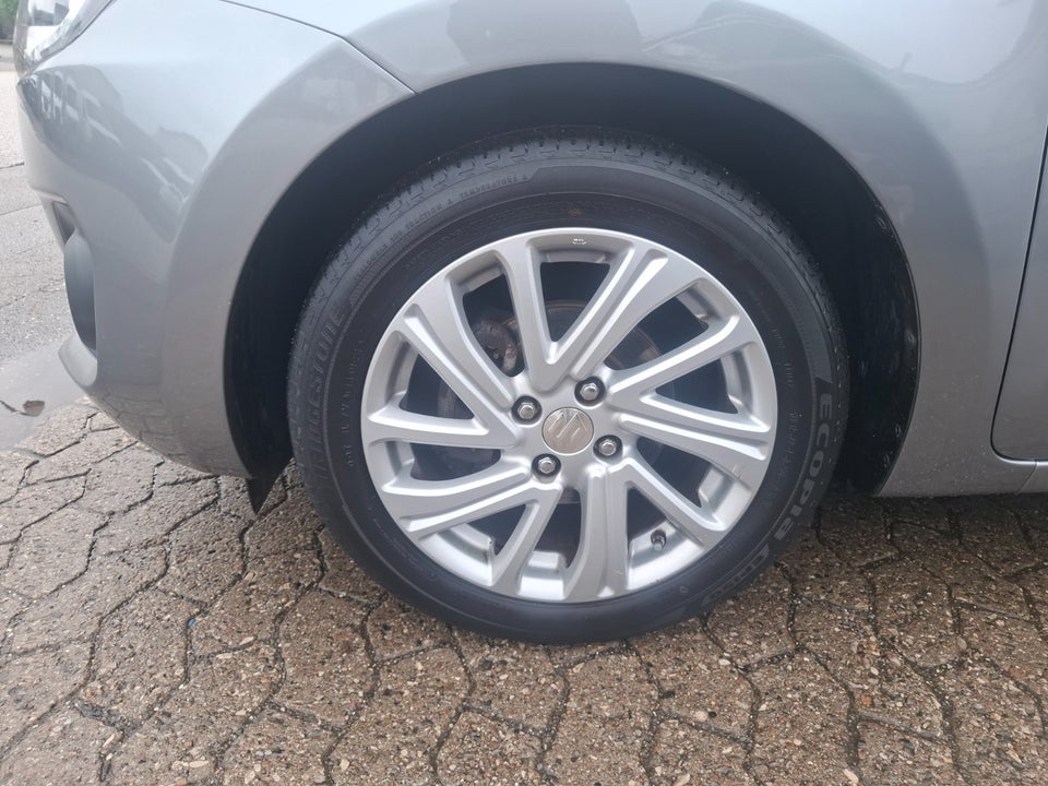 Suzuki Swift 1,2 mHybrid Action CVT 5d