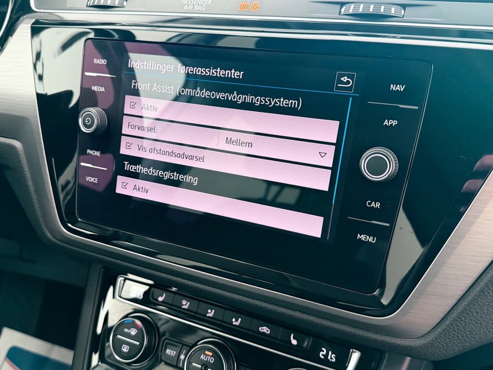 VW Touran 1,6 TDi 115 Comfortline 7prs 5d