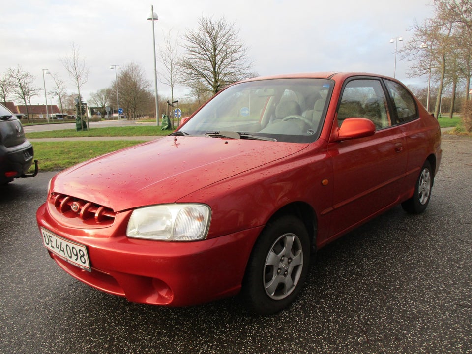 Hyundai Accent 1,5 GLS 5d