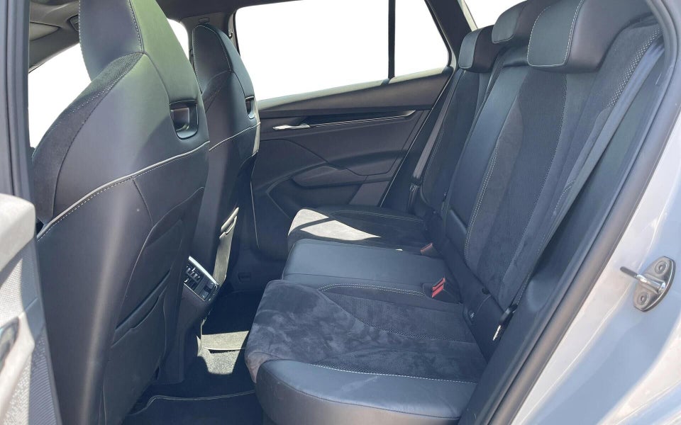 Skoda Enyaq 80 iV Sportline 5d