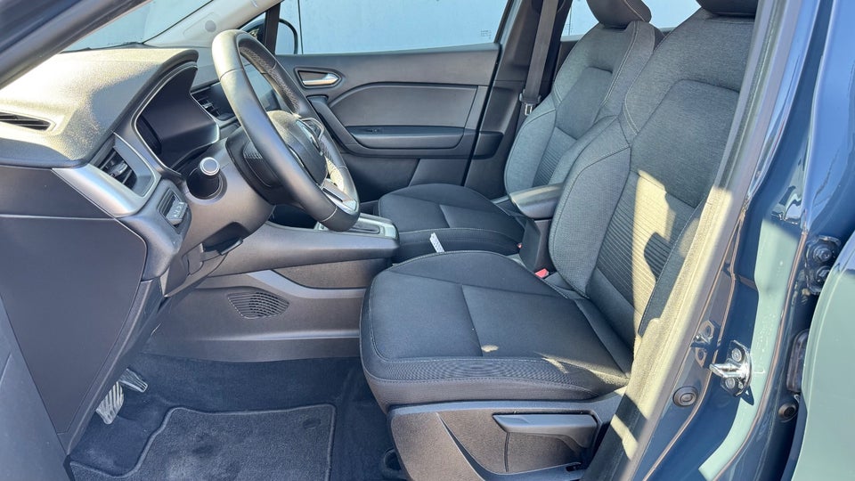 Renault Captur 1,6 E-Tech Intens 5d