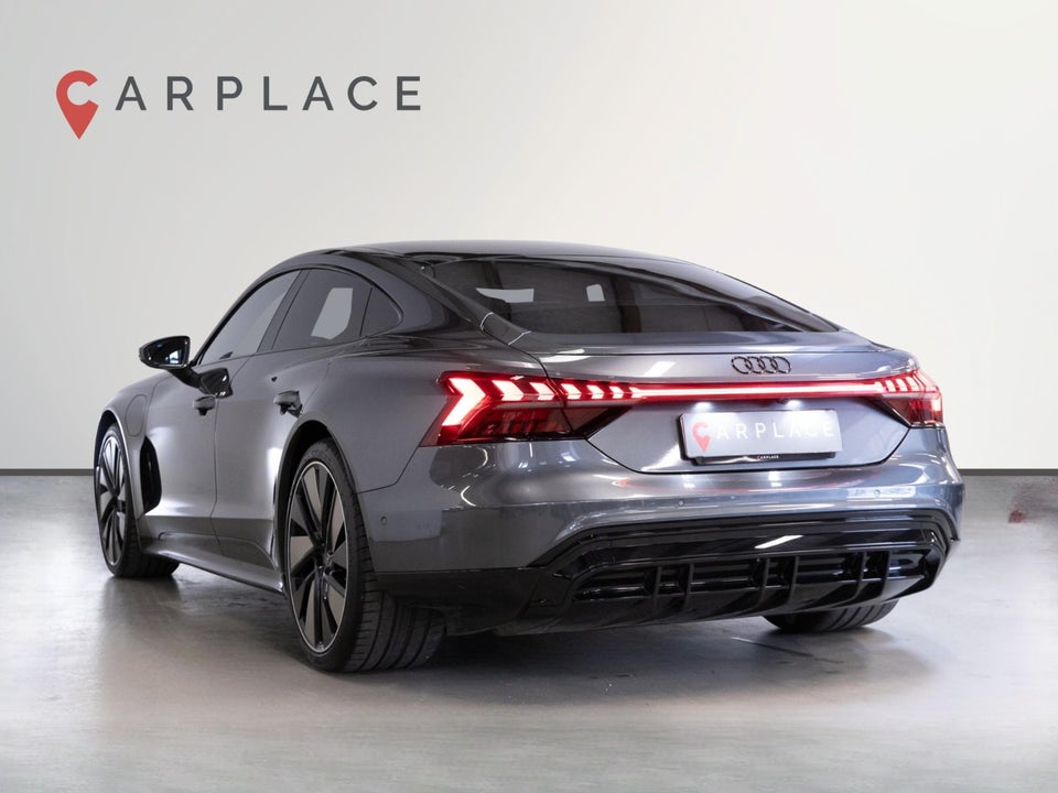 Audi e-tron GT quattro 4d