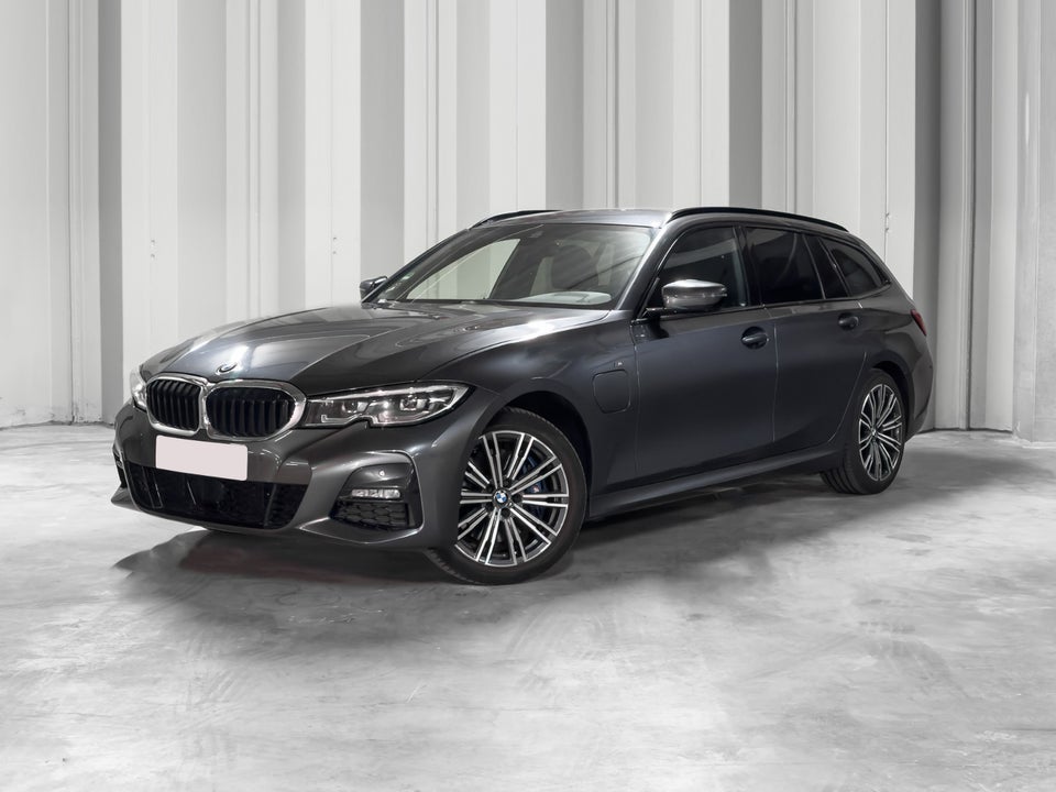 BMW 330e 2,0 Touring M-Sport aut. 5d