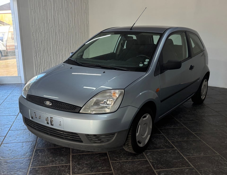 Ford Fiesta 1,3 Ambiente 3d