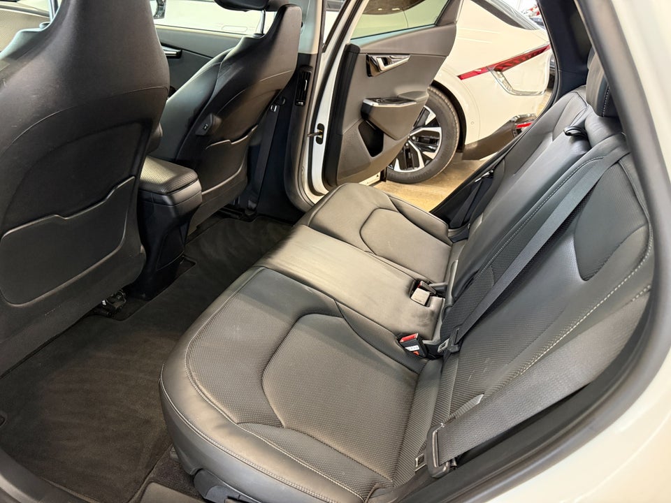 Kia EV6 77 Long Range Performance AWD 5d