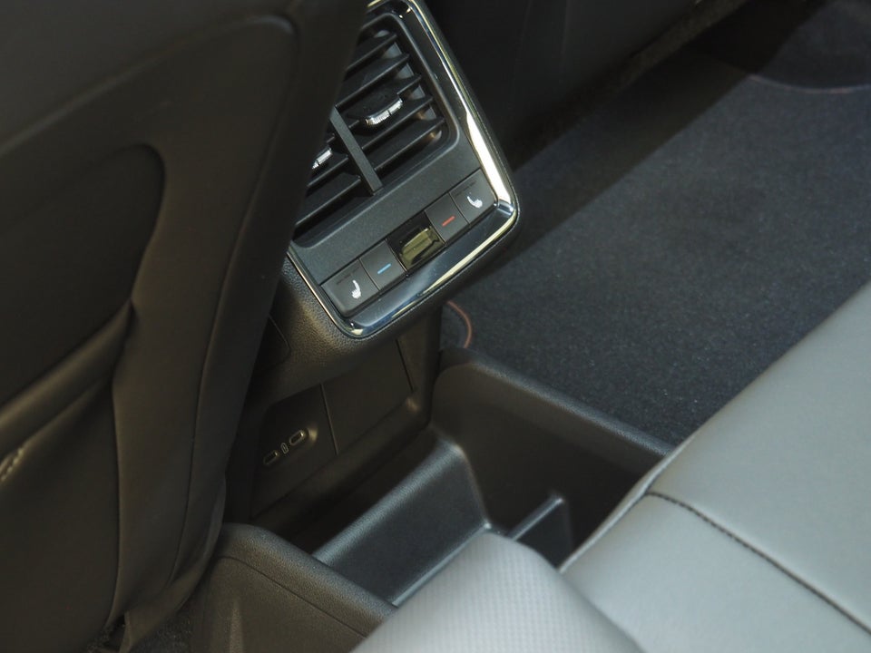 Skoda Enyaq 85x iV Laurin & Klement 5d