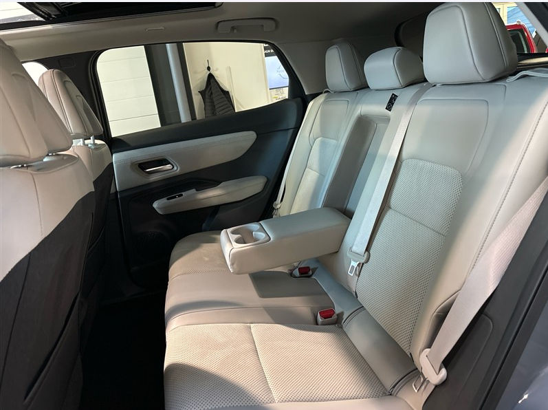 Nissan Ariya 87 Evolve 5d