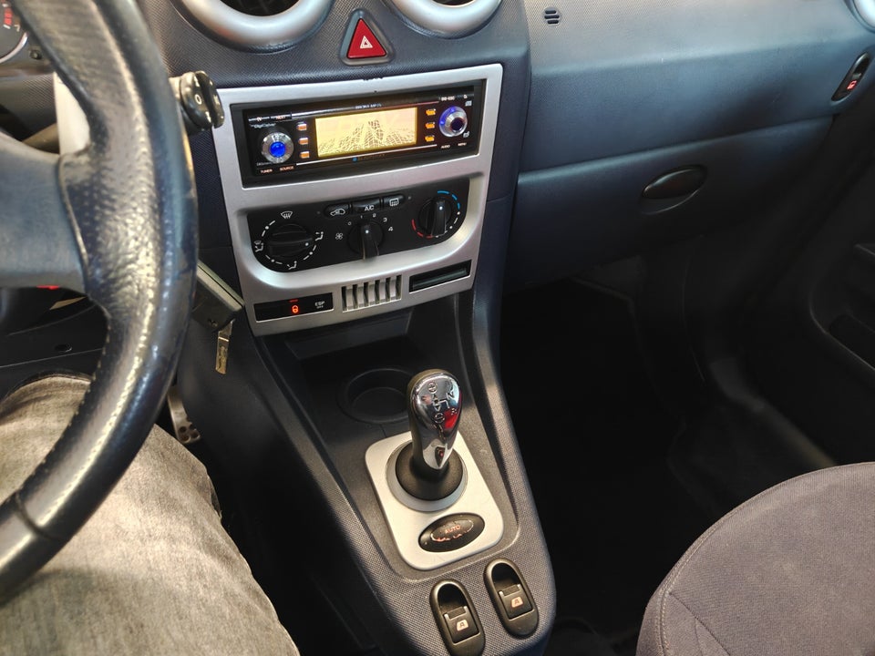 Peugeot 1007 1,6 Sporty 2-tr. 3d