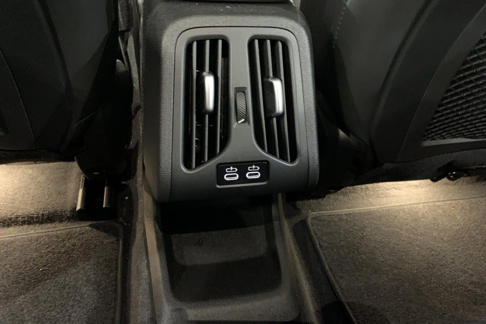 BMW iX2 eDrive20 M-Sport 5d