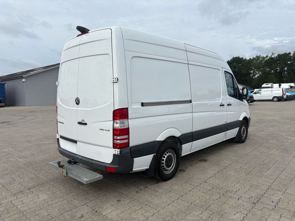 Mercedes Sprinter 316 2,2 CDi R2 Kassevogn 5d
