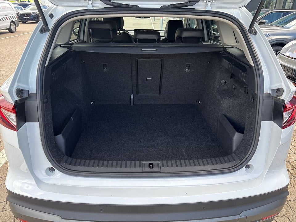 Skoda Enyaq 60 iV Loft 5d