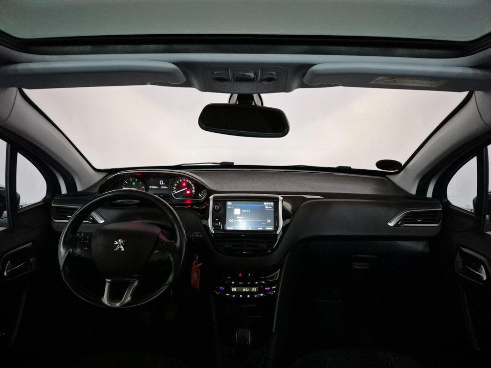 Peugeot 208 1,2 VTi 82 Allure 5d