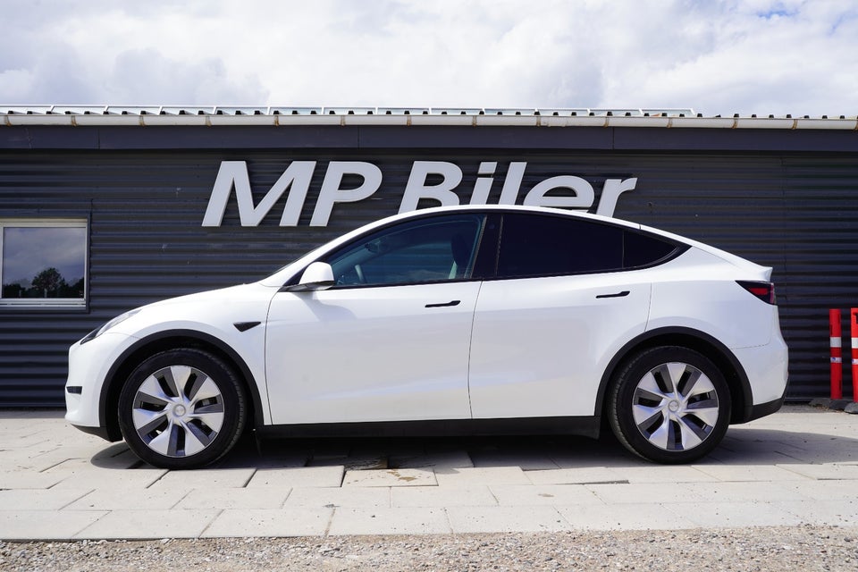 Tesla Model Y Long Range AWD 5d