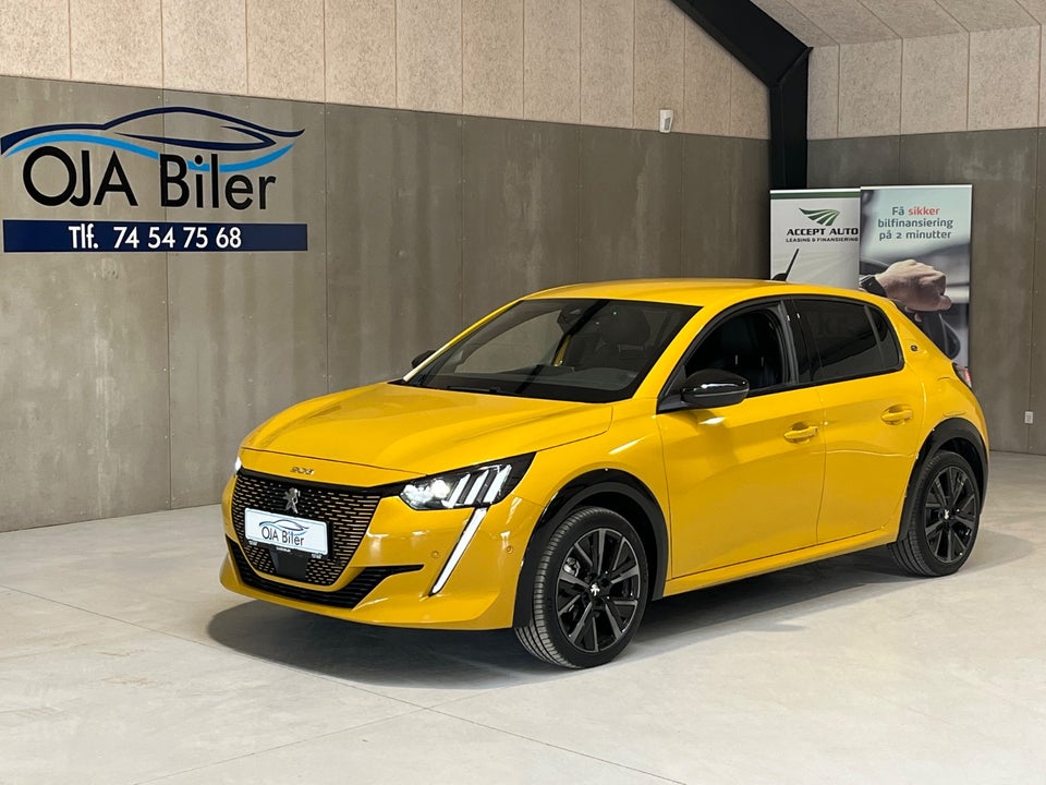 Peugeot e-208 50 GT 5d