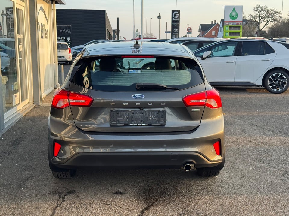 Ford Focus 1,0 EcoBoost Titanium 5d