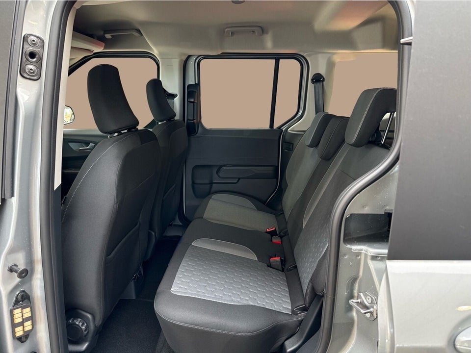 Ford E-Tourneo Courier 46 Active