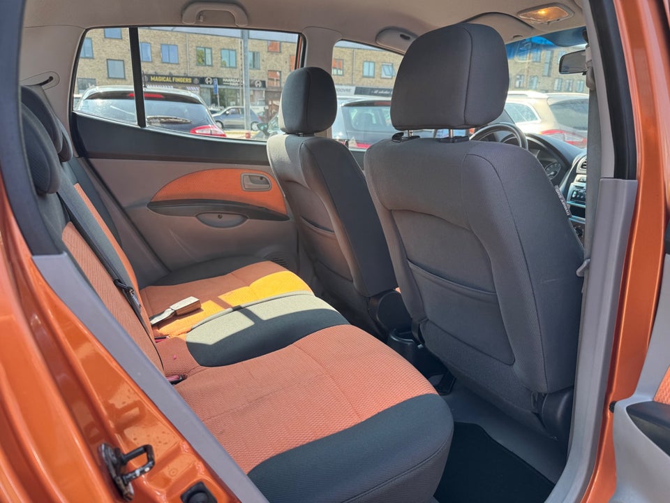Kia Picanto 1,0 EX 5d
