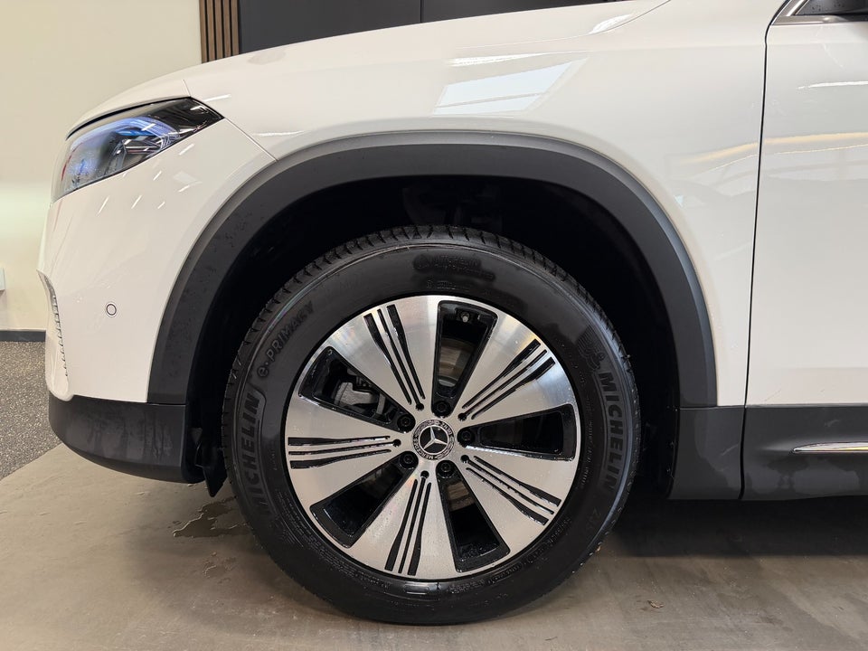 Mercedes EQB250+ Progressive 5d