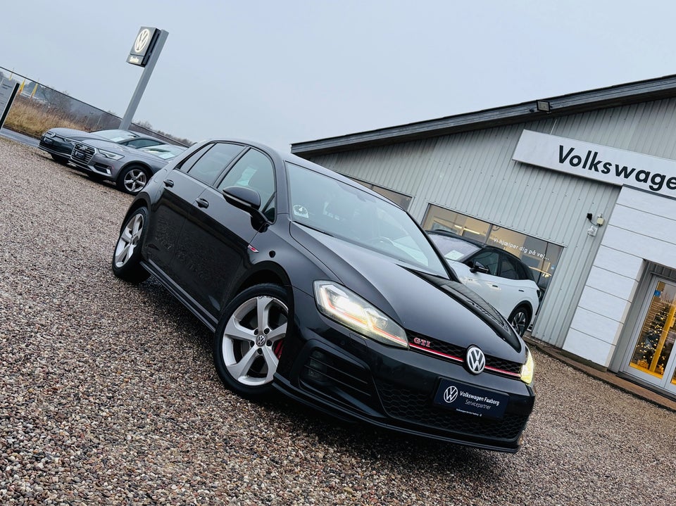 VW Golf VII 2,0 GTi Performance DSG Van 5d