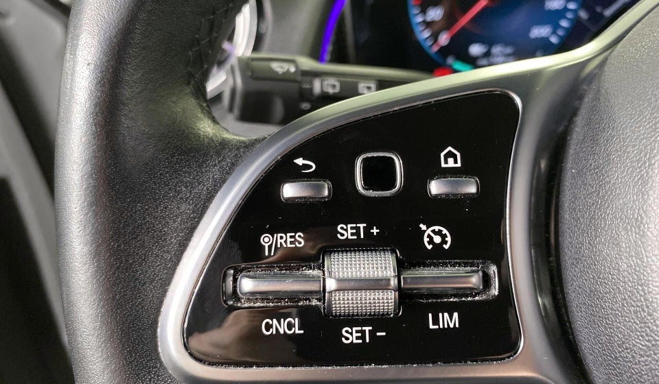 Mercedes EQB250 Progressive 5d