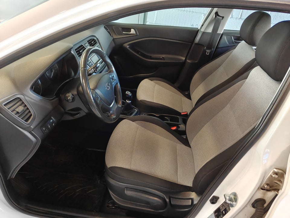 Hyundai i20 1,25 Go 5d