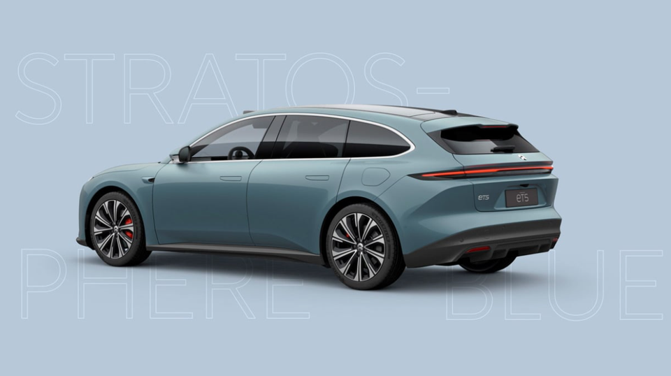 NIO ET5 Touring 75 Standard Range 5d