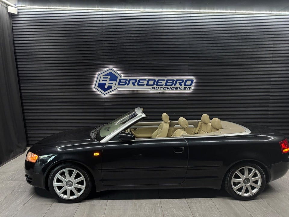 Audi A4 3,0 TDi Cabriolet quattro Tiptr. 2d