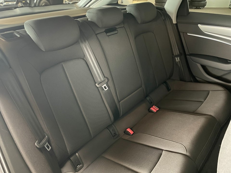 Audi A6 50 TFSi e Sport Prestige Avant quattro S-tr. 5d