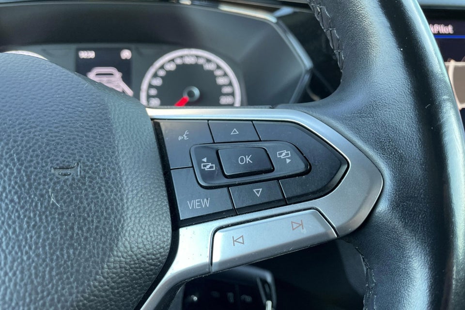 VW T-Cross 1,0 TSi 115 Life Team 5d