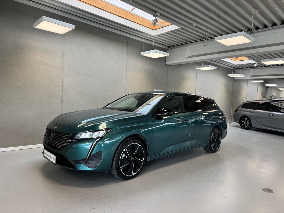 Peugeot e-308 54 Allure SW 5d