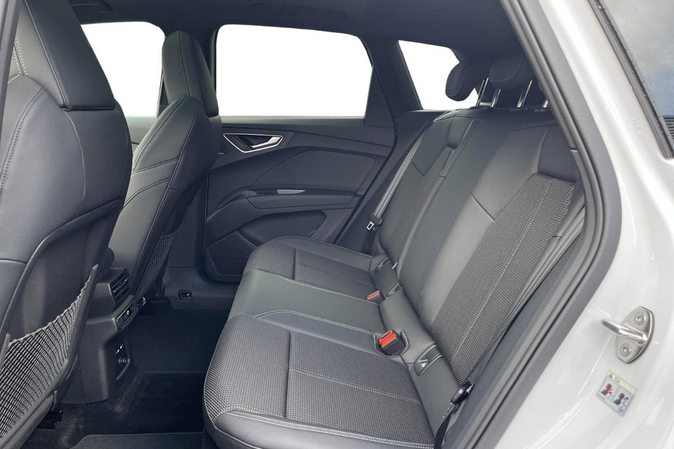 Audi Q4 e-tron 45 S-line Edition 5d