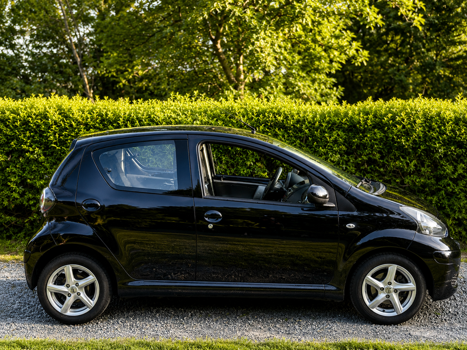 Toyota Aygo 1,0 Black 5d