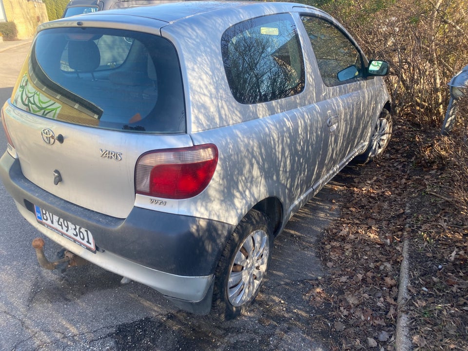 Toyota Yaris 1,0 Luna 3d