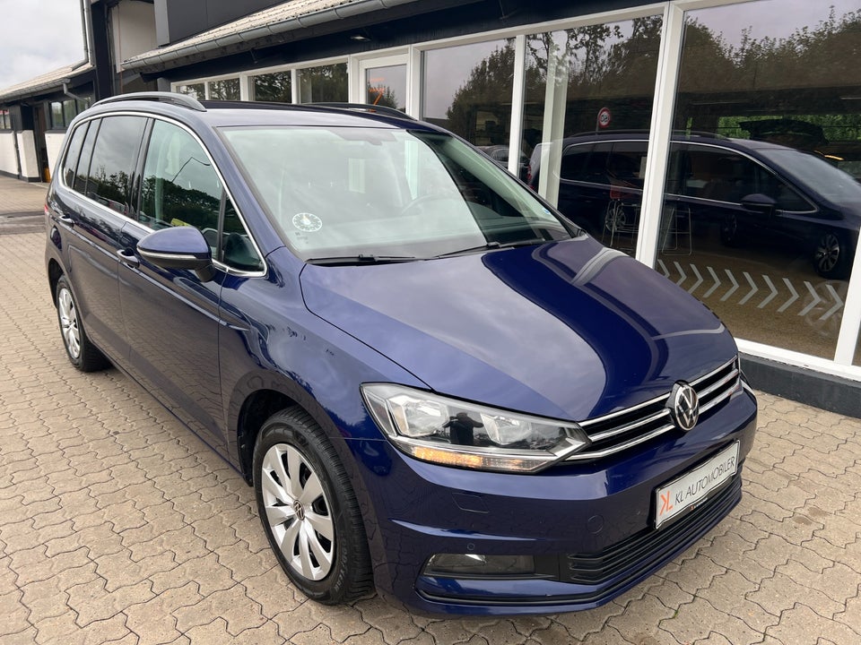 VW Touran 2,0 TDi 150 Comfortline DSG Van 5d