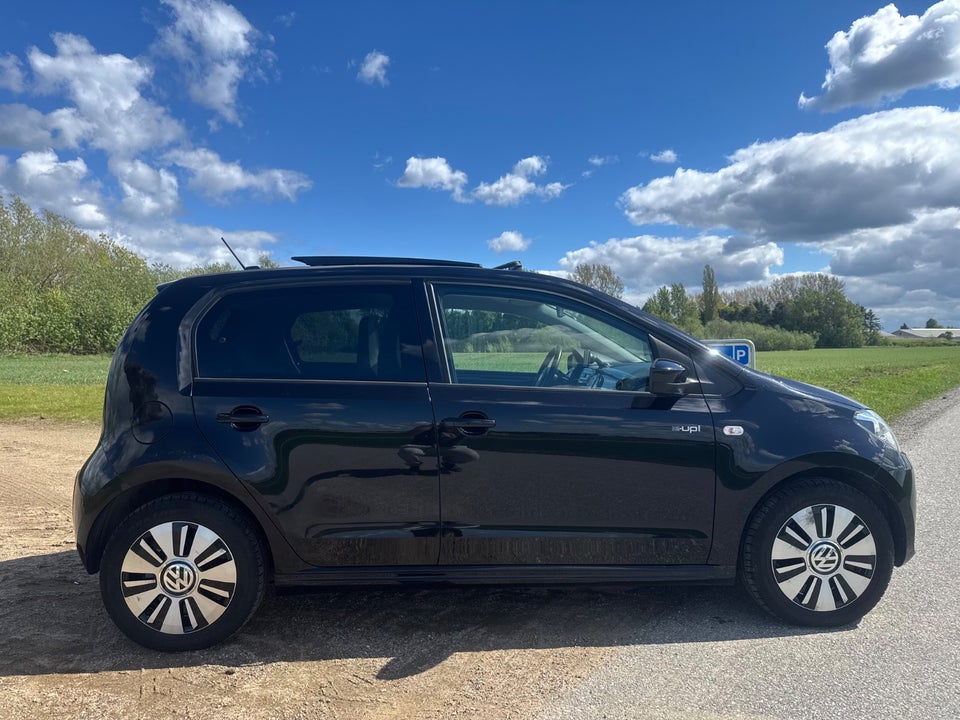 VW e-Up! High Up! 5d
