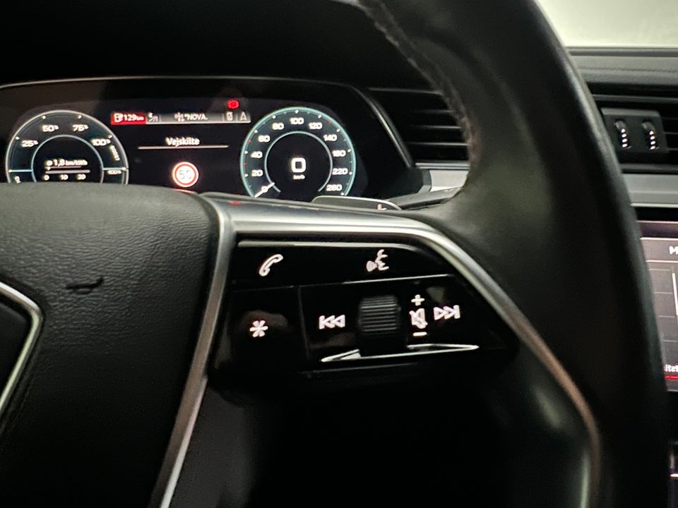 Audi e-tron 55 S-line quattro 5d